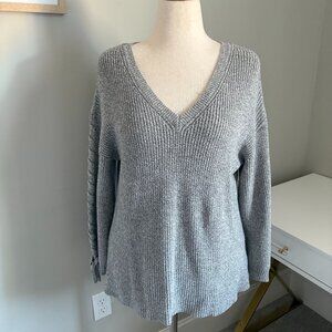 American Eagle Women's Size L Tight Knit VNeck Lace Up Sleeves Gray Sweater